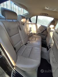 Sedile posteriore BMW 530 del 2006