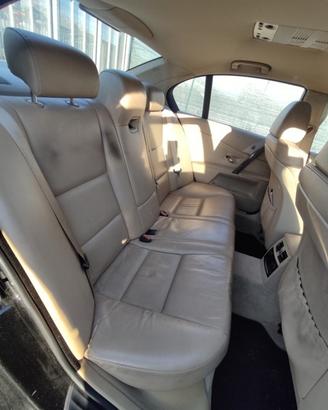 Sedile posteriore BMW 530 del 2006