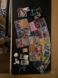 Lotto carte pokemon e funkopop