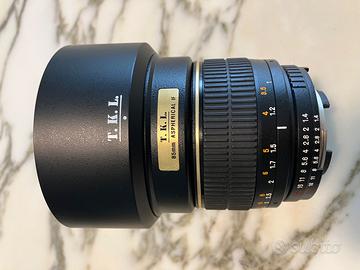 TLK (Samyang 85mm f/1.4 ASPH IF attacco Nikon