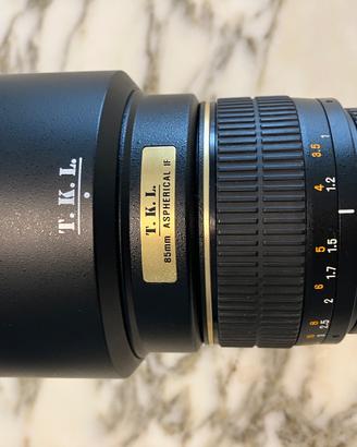 TLK (Samyang 85mm f/1.4 ASPH IF attacco Nikon