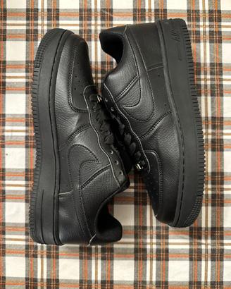 Nike Air Force 1 nere, taglia 37.5