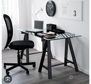 Scrivania ikea