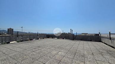 6 LOCALI A GENOVA