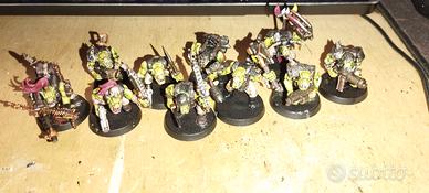 miniature warhammer40000 orki