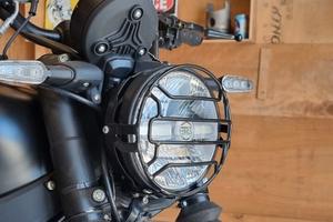 Royal Enfield Guerrilla 450 Shadow Ash