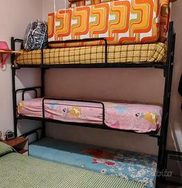 letto a castello triplo