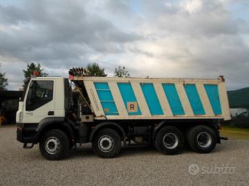 IVECO TRAKKER 450