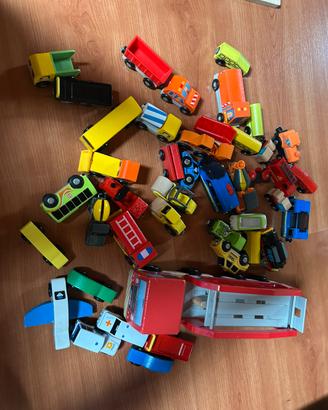 Automobiline in legno