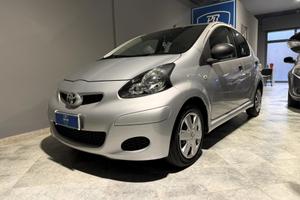 Toyota Aygo 1.0 5 PORTE CONNECT NAVI UNICO PROPRIE