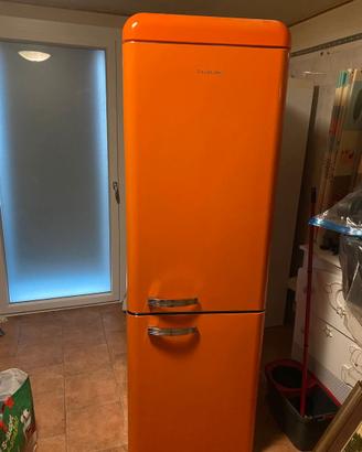Frigorifero  a colonna con cassetti freezer