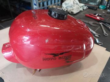 Serbatoio nuovo completo di tappo è rubinetto