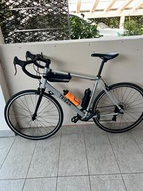 triban 100 xl  bici da corsa