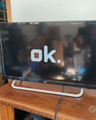 TV LED 24 pollici OK. No smart tv.
