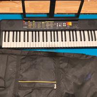 Tastiera YAMAHA PSR-FS2 con custodia inclusa