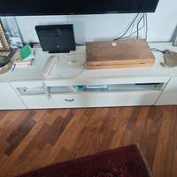 mobile sotto TV decoder libri console