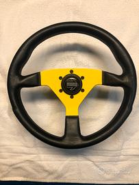 Volante Momo con mozzo porsche/vw