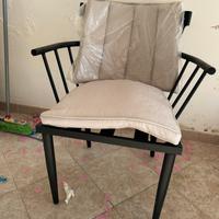 Sedia in ferro con cuscino