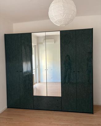 Armadio + comò coordinati