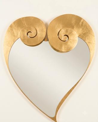 Specchiera di design, tutta in foglia oro.