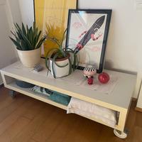 Mobile porta TV Ikea "vintage" con rotelle
