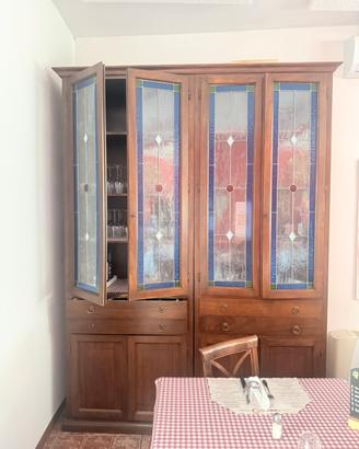 Credenza arte moderna