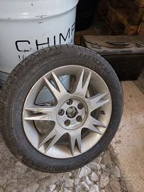 Ruote Goodyear 195/55R15 85 + Cerchi in Lega Seat