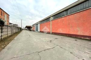 CAPANNONE A PONCARALE