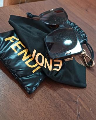 occhiali da sole fendi