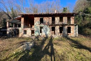 CASA INDIPENDENTE A TRANA