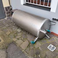 Deposito 500 litri per liquidi