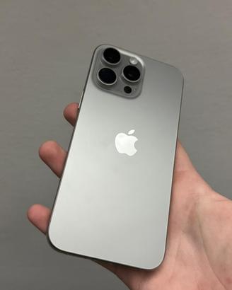 Iphone 16 pro max batteria 100% 256gb nuovo