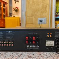 Grundig Fine Arts V2 - Amplificatore