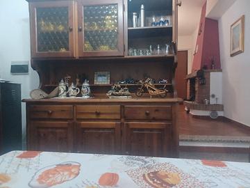credenza in legno a 3 armadietti