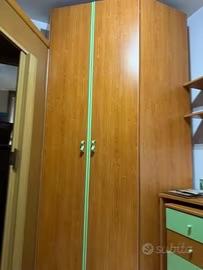 cabina armadio angolare con letto