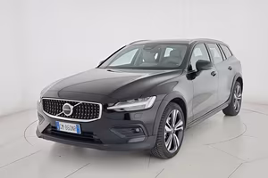 Volvo V60 Cross Country 2.0 b4 Ultimate awd auto