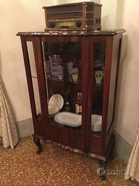 Vetrinetta Chippendale