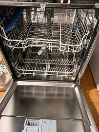 Lavastoviglie Indesit a incasso A+ 11L 13 coperti