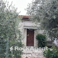 CASA SINGOLA CON GIARDINO