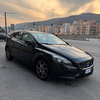 volvo v40 diesel 2.0