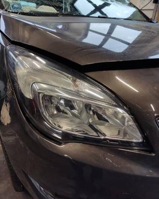 Proiettore destro OPEL MERIVA del 2014