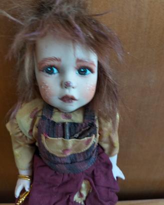 Bambola in porcellana bisquit 