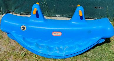 Dondolo balena gioco giardino Little Tikes