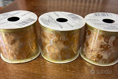 Nastri color oro natalizi