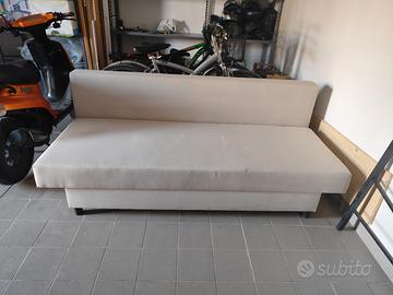 lettodivano Ikea con contenitore(DA LAVARE)