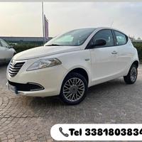 Lancia Yipsilon twinair metano