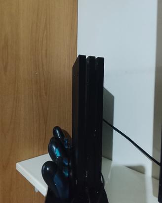 PLAYSTATION 4 PIÙ GIOCHI