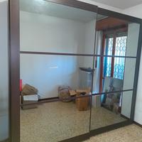 Armadio wenghe 2 ampie ante scorrevoli a specchio