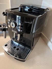 Macchina da caffè delonghi magnifica S