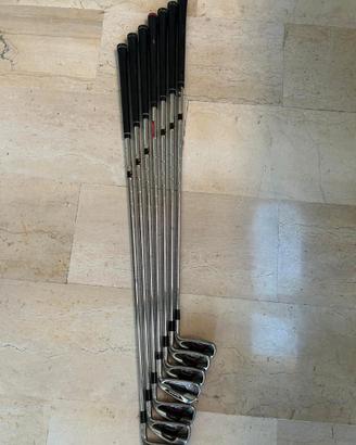 Set da golf marca TITLEIST , AP 1- 712 , acciaio